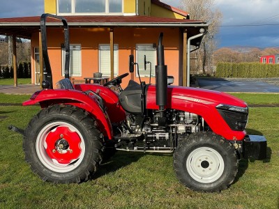 Malotraktor 504 (50 koní) červený 7.50-16/11.2-24