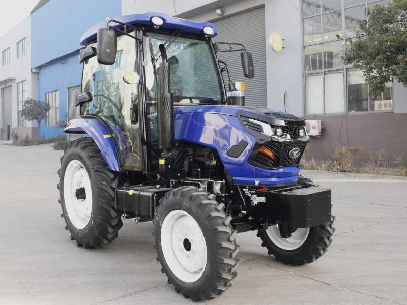 Malotraktor 704 s klimatizovanou kabínou (70 koní) modrý Malotraktor 704 s klimatizovanou kabínou (70 koní) modrý