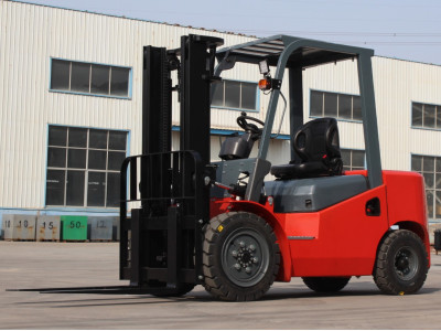 Vysokozdvižný vozík 3,5 t